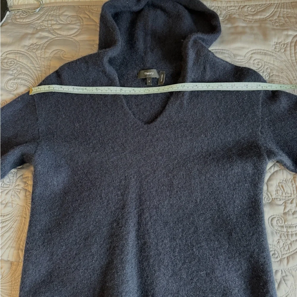 Theory Deep Navy V-Neck Cashmere Sweater Relaxed Hoodie - Picture 13 of 15